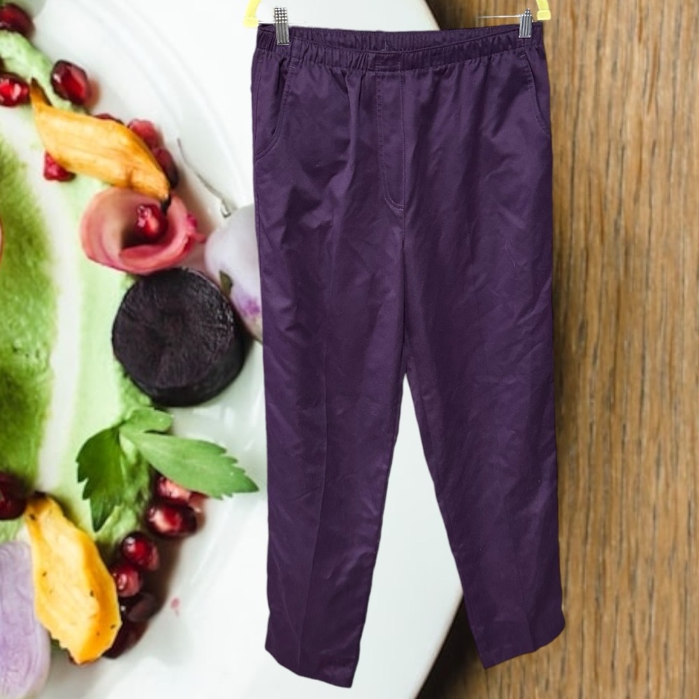Alia Sport vintage 1990’s pull-on elastic waistband pants
Solid dark purple